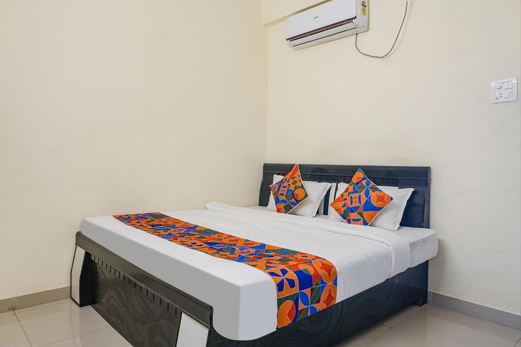 Fabexpress Vaishnav Inn Talegaon Dabhade Ngoại thất bức ảnh
